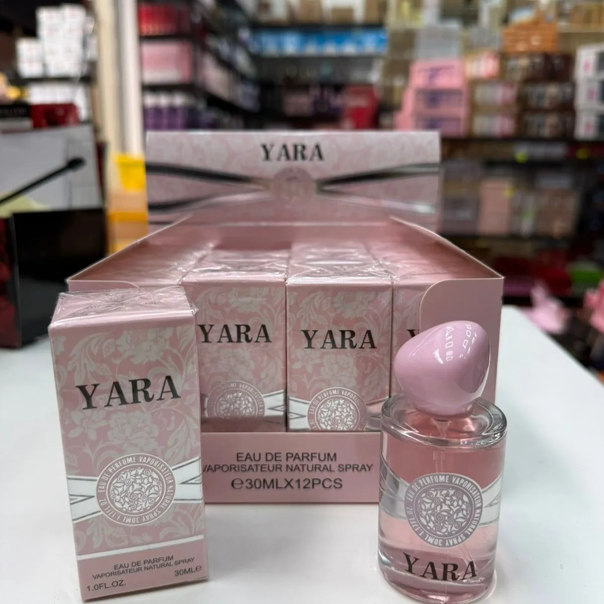Perfumy YARA 30ml Eau de Parfum Spray - Różowy Flakon, Zestaw 12 szt.