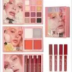 Zestaw do Makiażu Oneyioo Palety Cieni + Blush + Lip Gloss