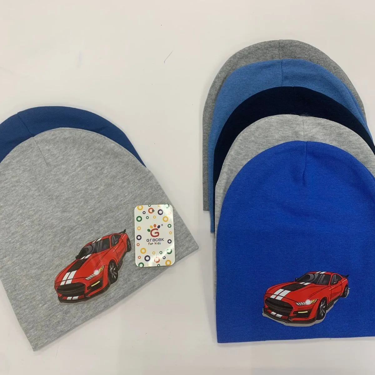 Czapki dziecięce beanie z nadrukiem samochodu, 6 szt