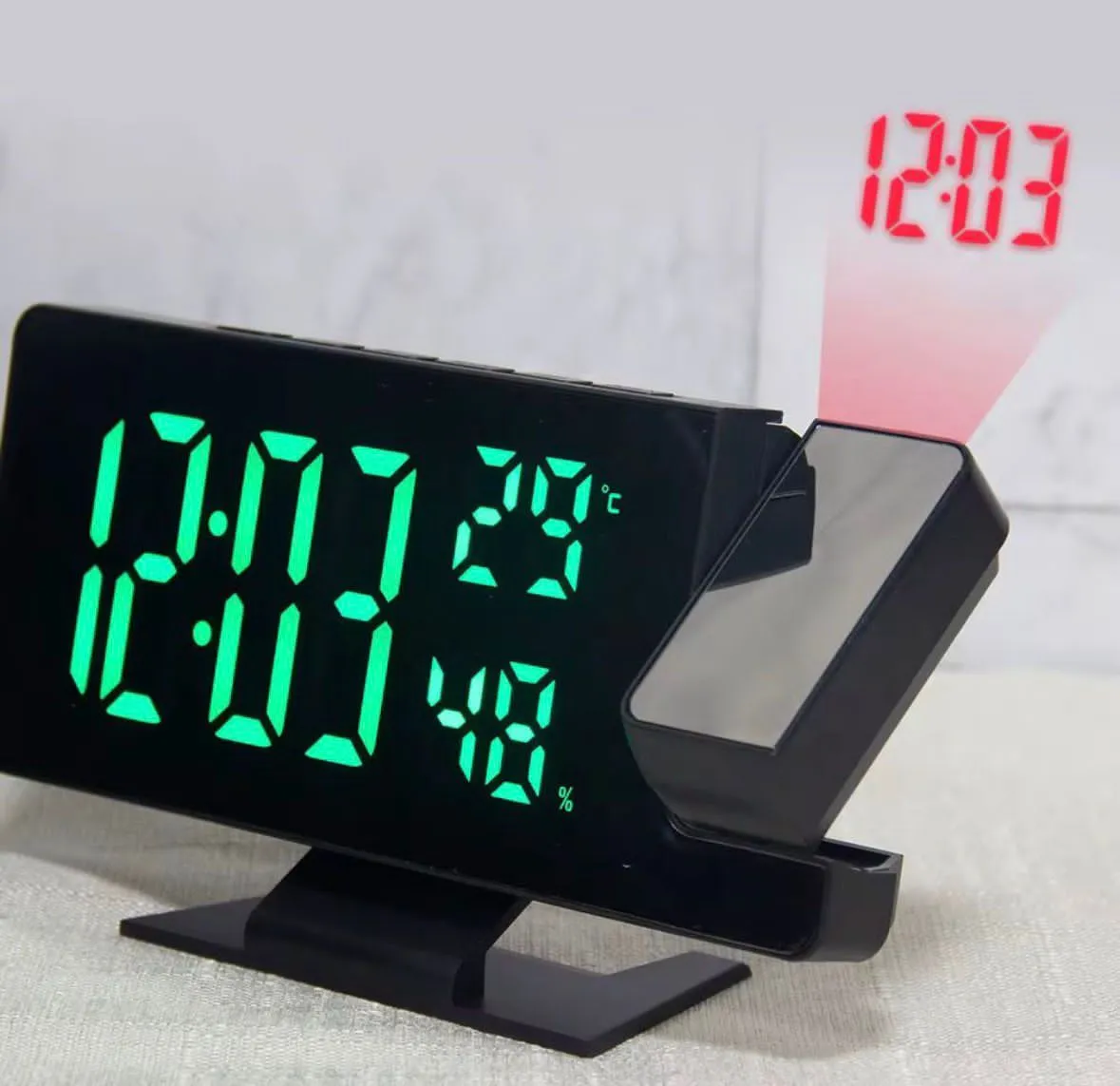 Zegar elektroniczny z projekcją czasu i temperatury