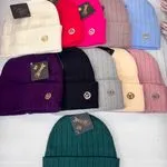 Czapki damskie beanie prążkowane różne kolory