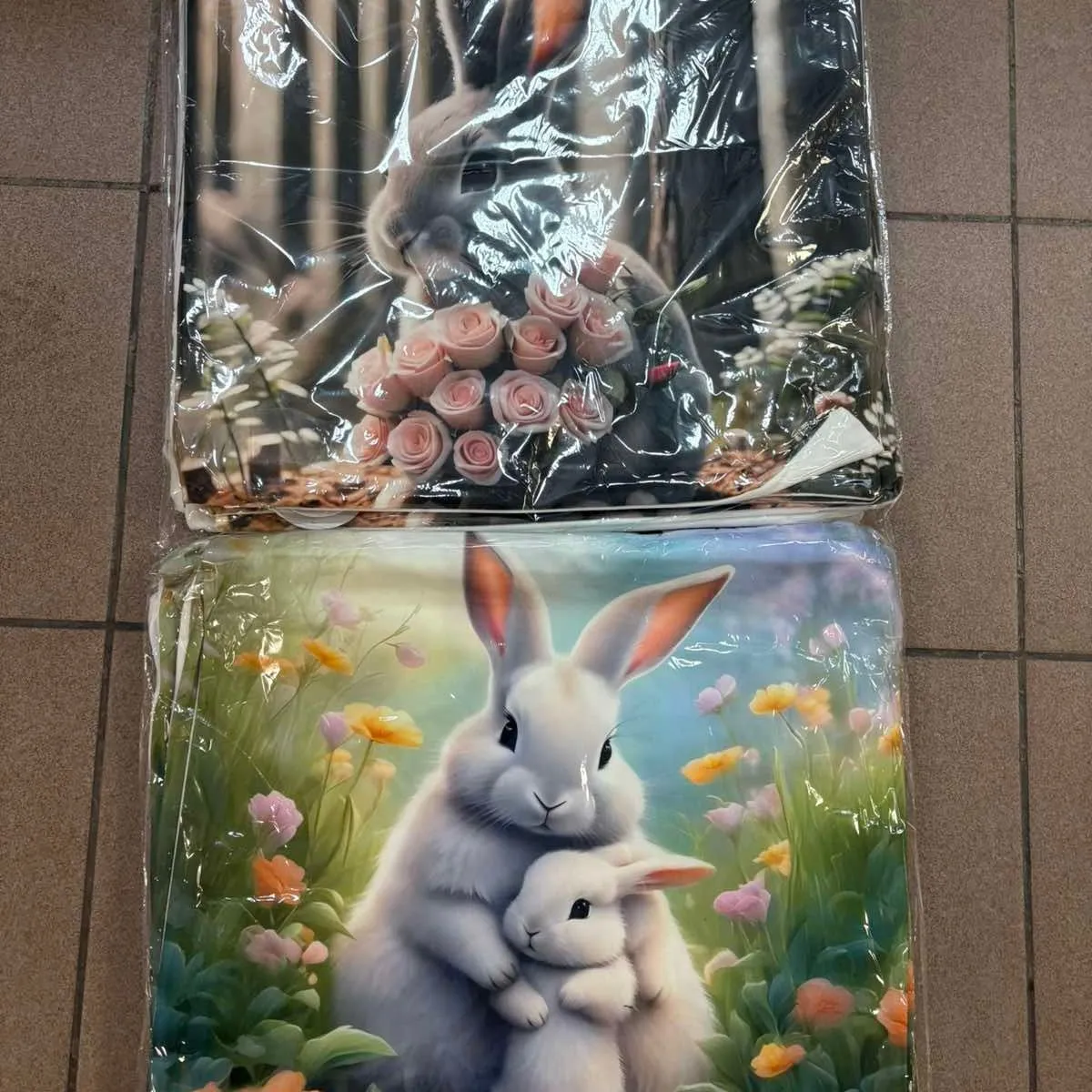 Poszewki 45/45 z motywem królików
