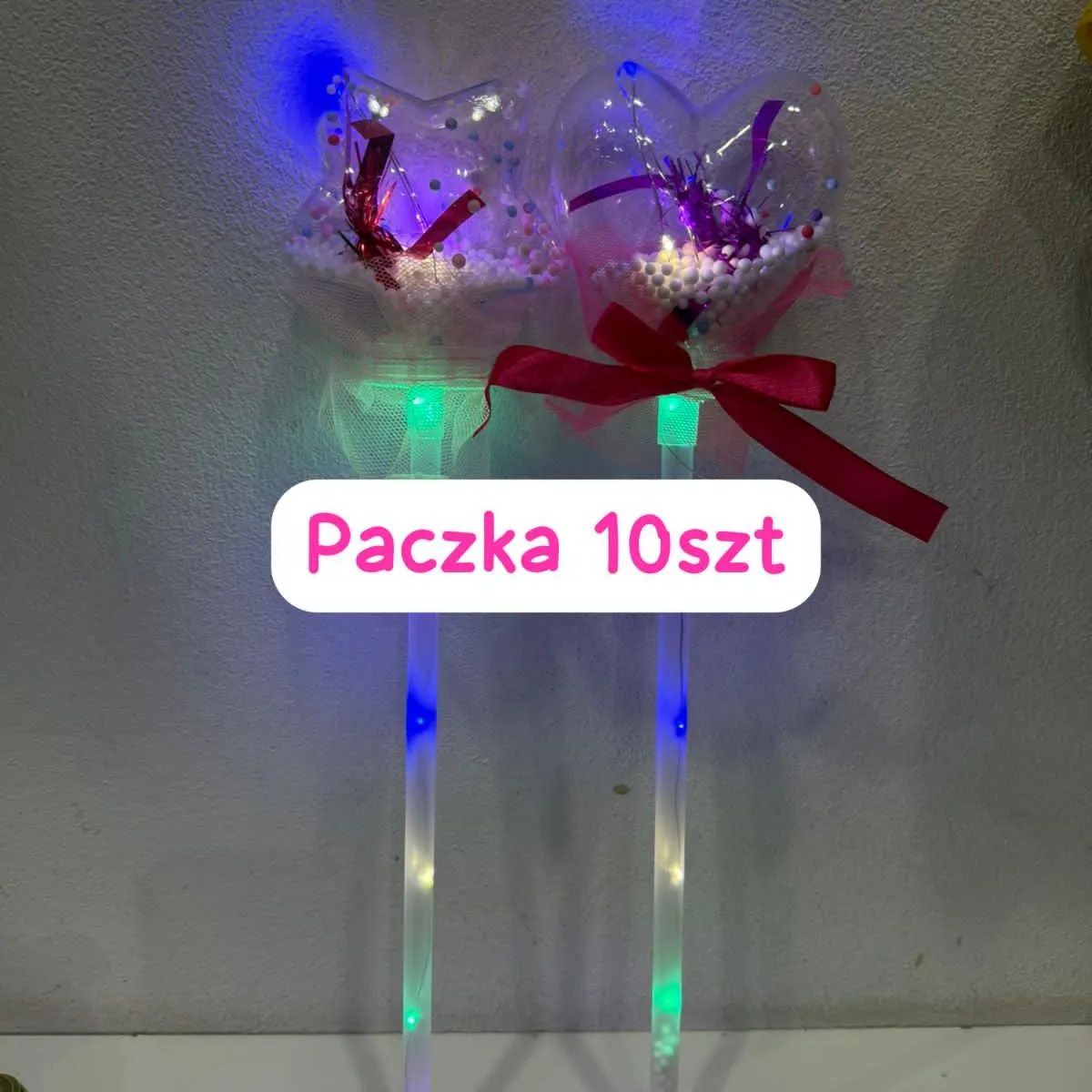 Świecące LED różowe serca na patyku - zabawki