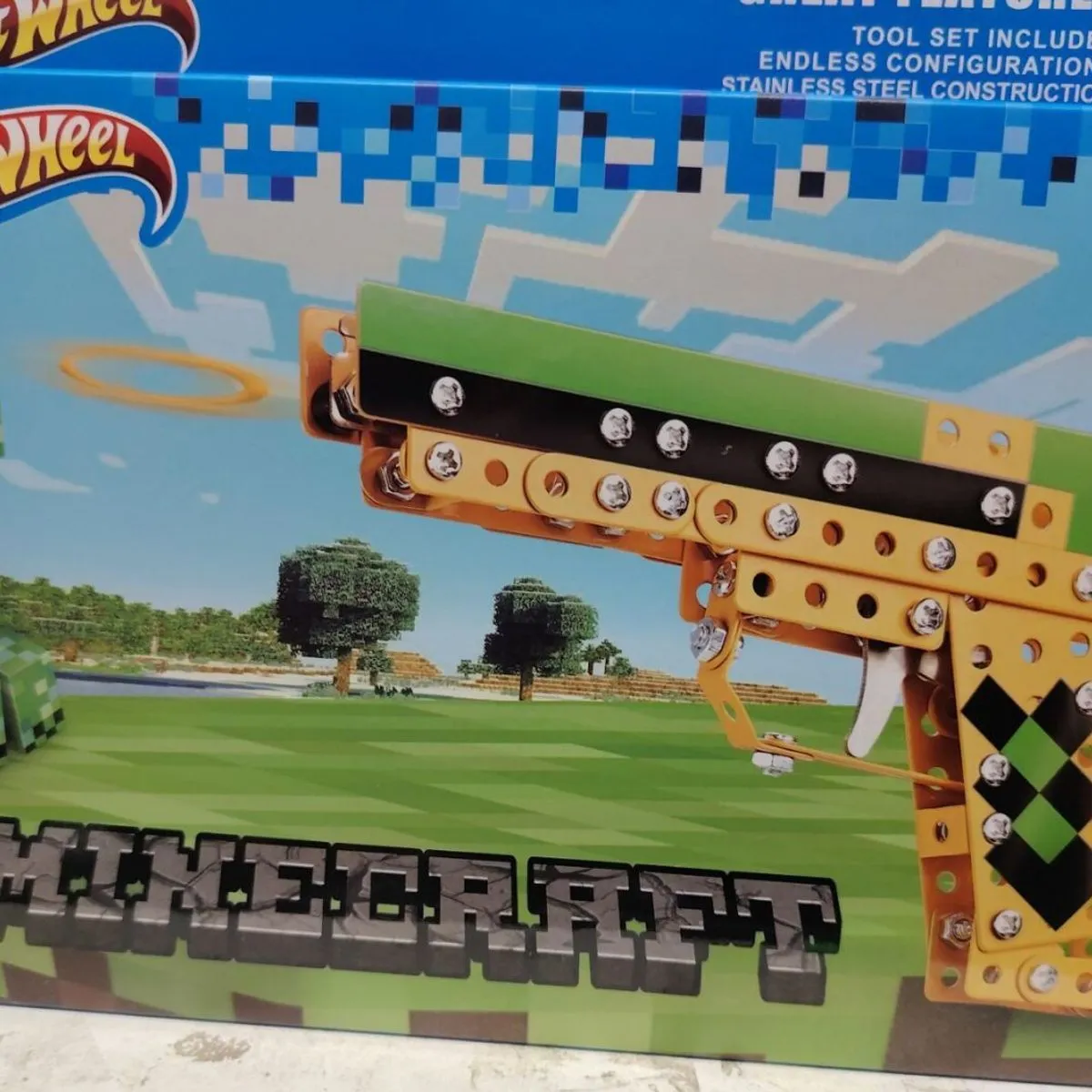 Zestaw konstrukcyjny Minecraft Pistolecik STEM