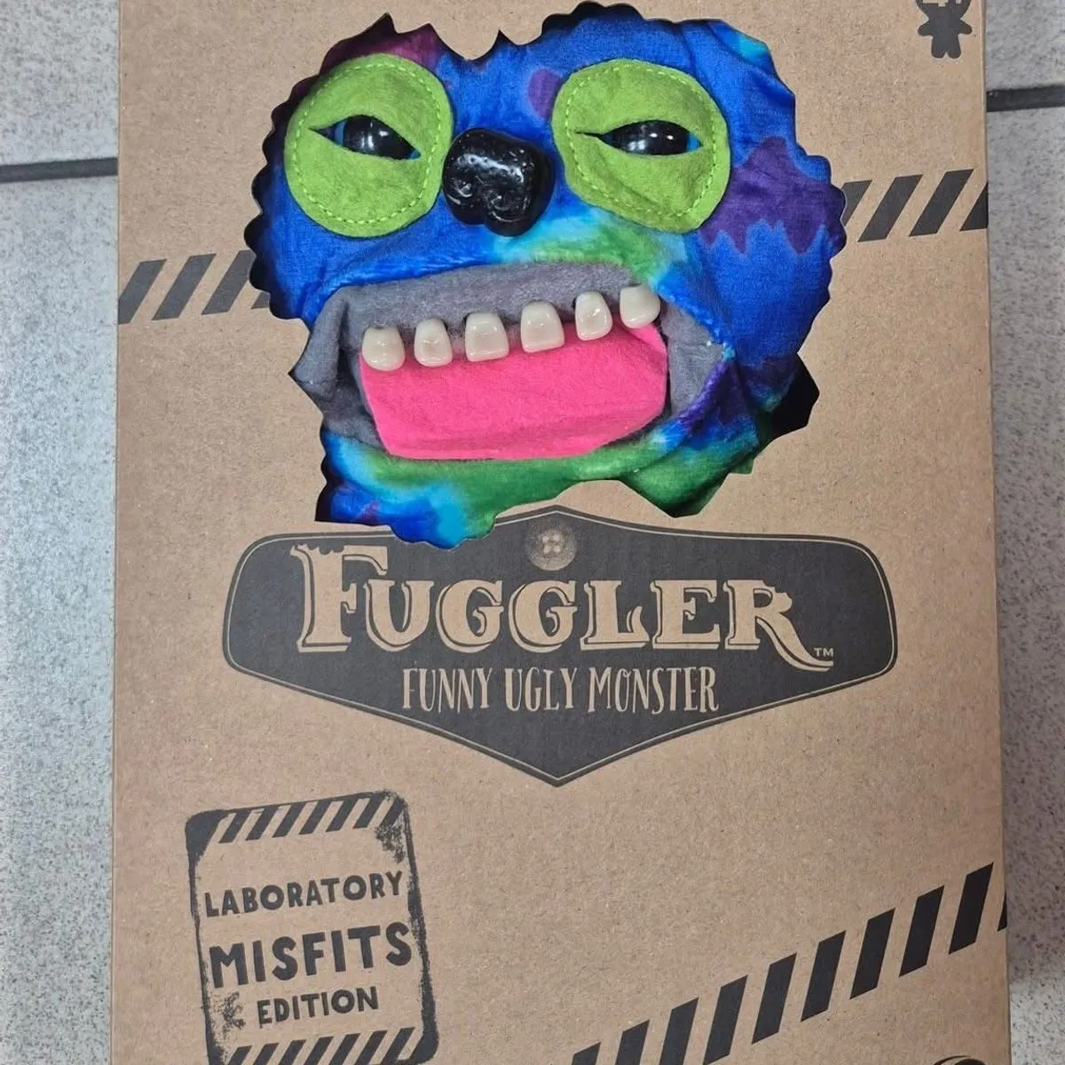 Maskotka Fuggler Laboratory Misfits - Kolorowy Potwór z Zębami