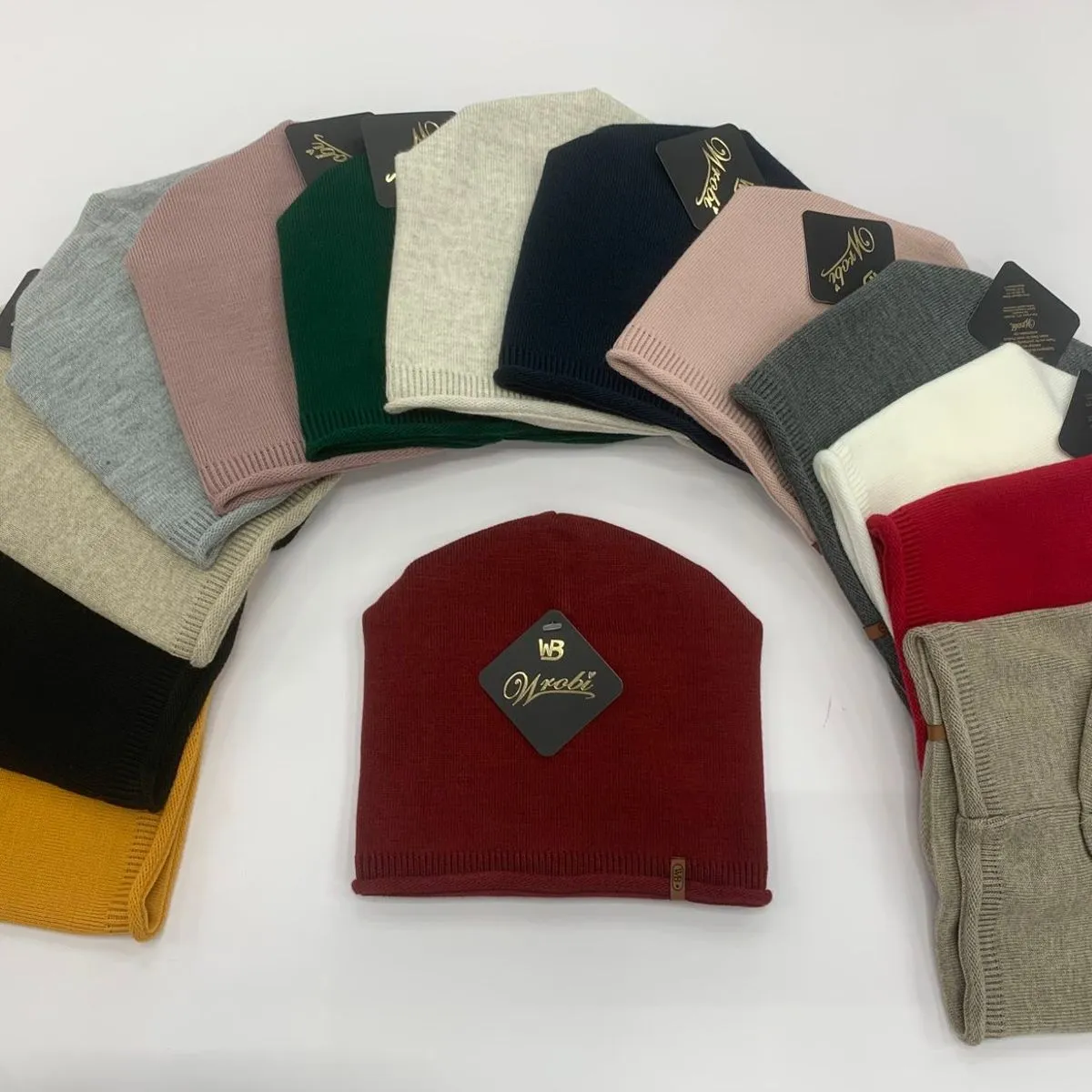 Czapki damskie beanie różne kolory