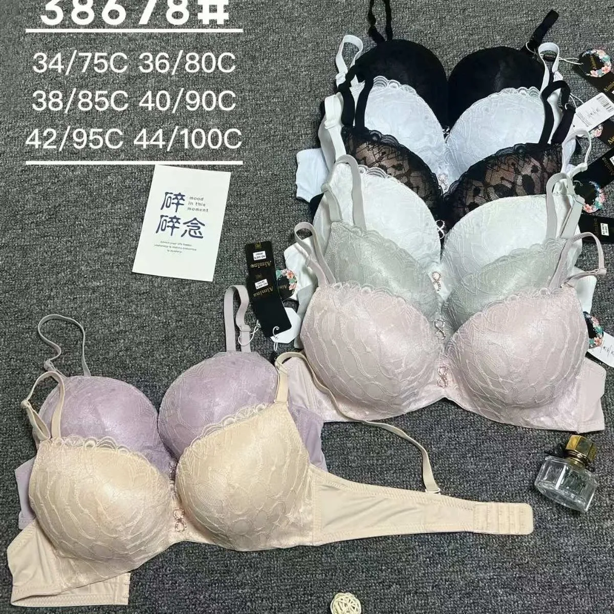 Biustonosze damskie push-up koronka różne kolory i rozmiary