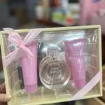 Zestaw Rose Grace: perfumy + 2 kremy do rąk