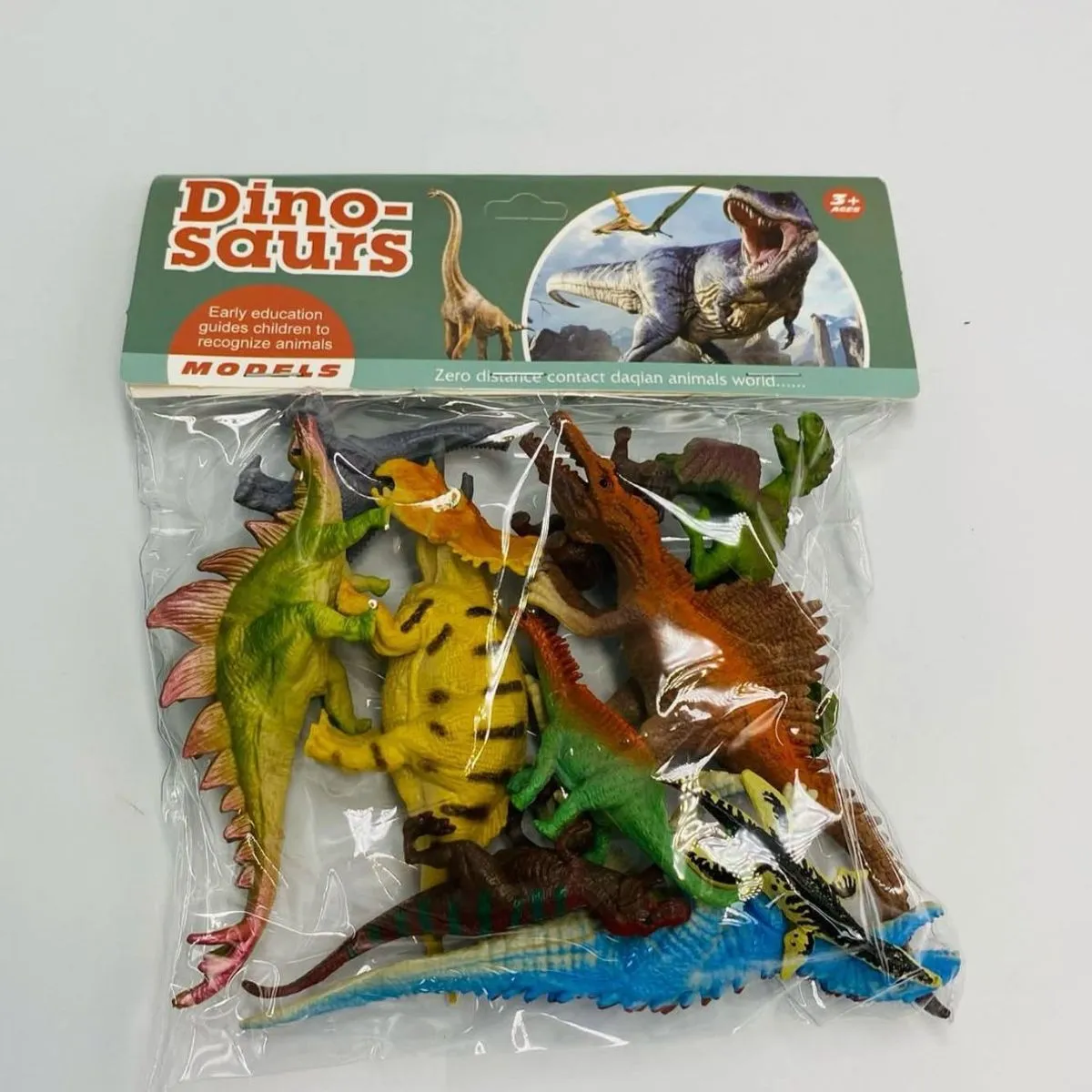 Zestaw figurek dinozaurów Dino-saurs 8 szt