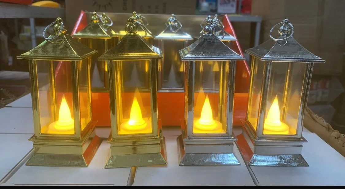 Lampki LED dekoracyjne metalowe złote