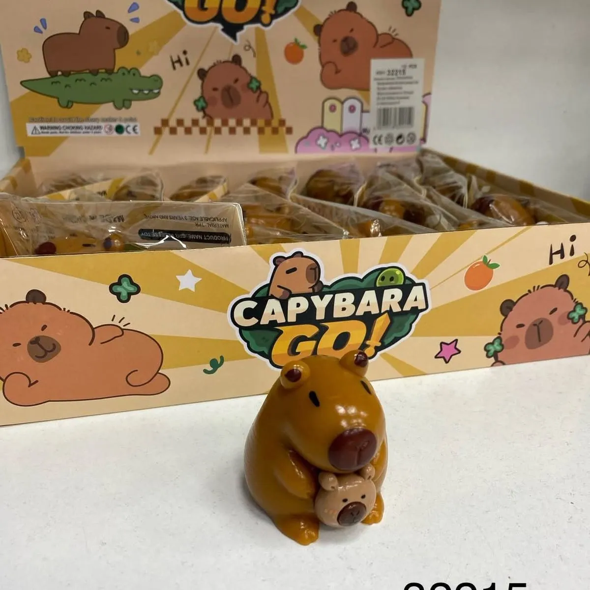 Zabawki Squeeze Toys Kapibara Capybara Go! Gniotek TPR 12 szt.