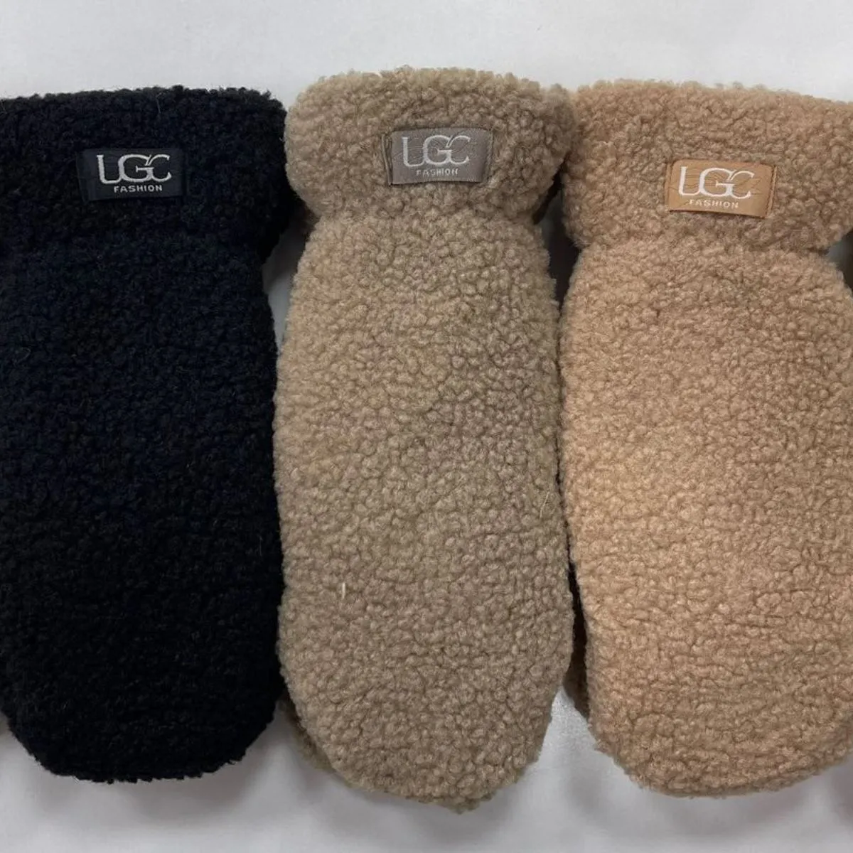 Rękawiczki damskie futrzane UGG 5 kolorów