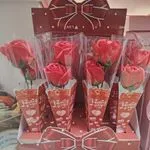 Pudełko z sztucznymi różami w kształcie kwiatów LOVE