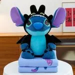 Maskotka Stitch z kocykiem niebieski