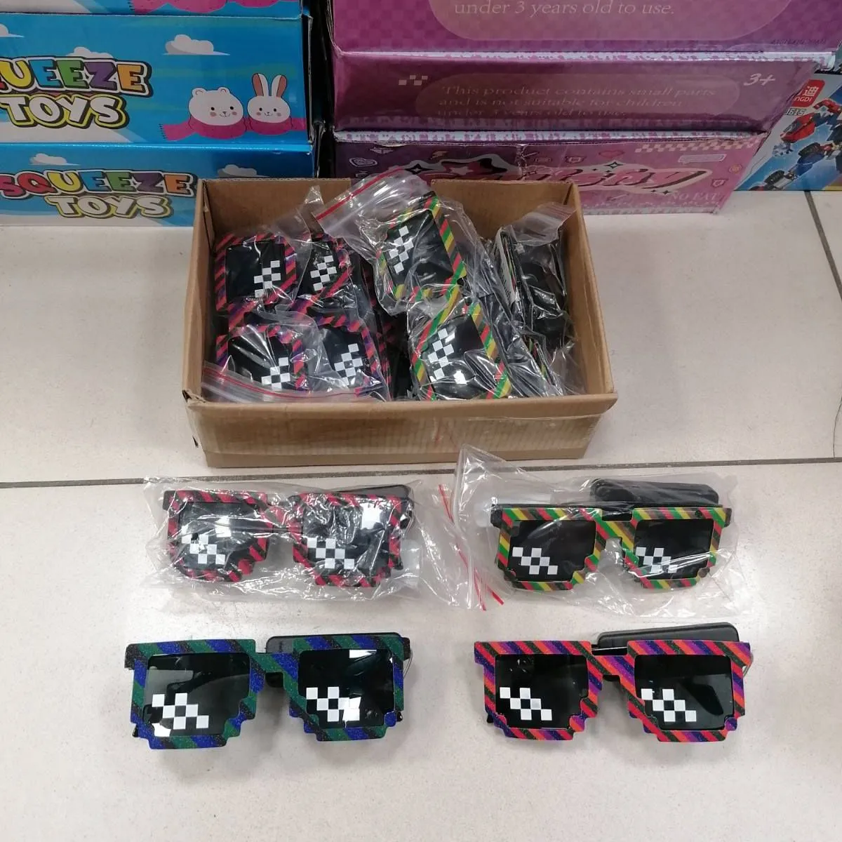 Zabawki Okulary LED Pixelowe Kolorowe