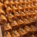 Zabawki Squeeze Toys PK12724 - pomarańczowe gumowe gniotki z figurką