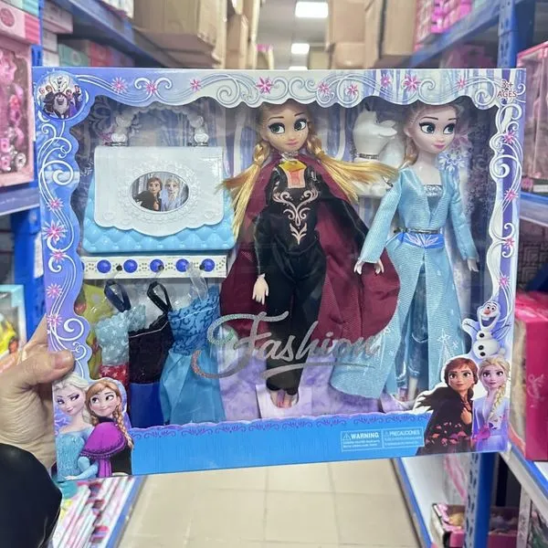 Zestaw 2 lalki Fashion Frozen z akcesoriami i ubraniami