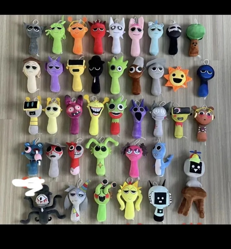 Maskotka Pluszowa PK12840 - Różne Wzory i Kolory z Zawieszką