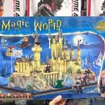 Klocki Magic World Zamek Magiczny 1090 el. 82539
