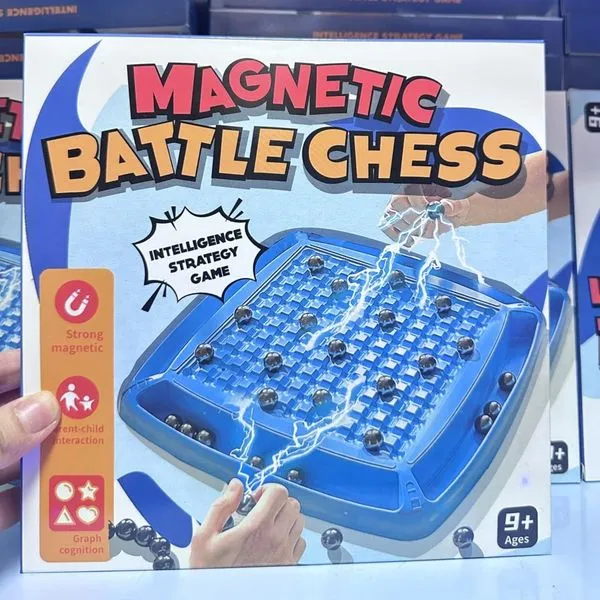 Magnetyczna gra strategiczna Battle Chess 20 szt. z planszą
