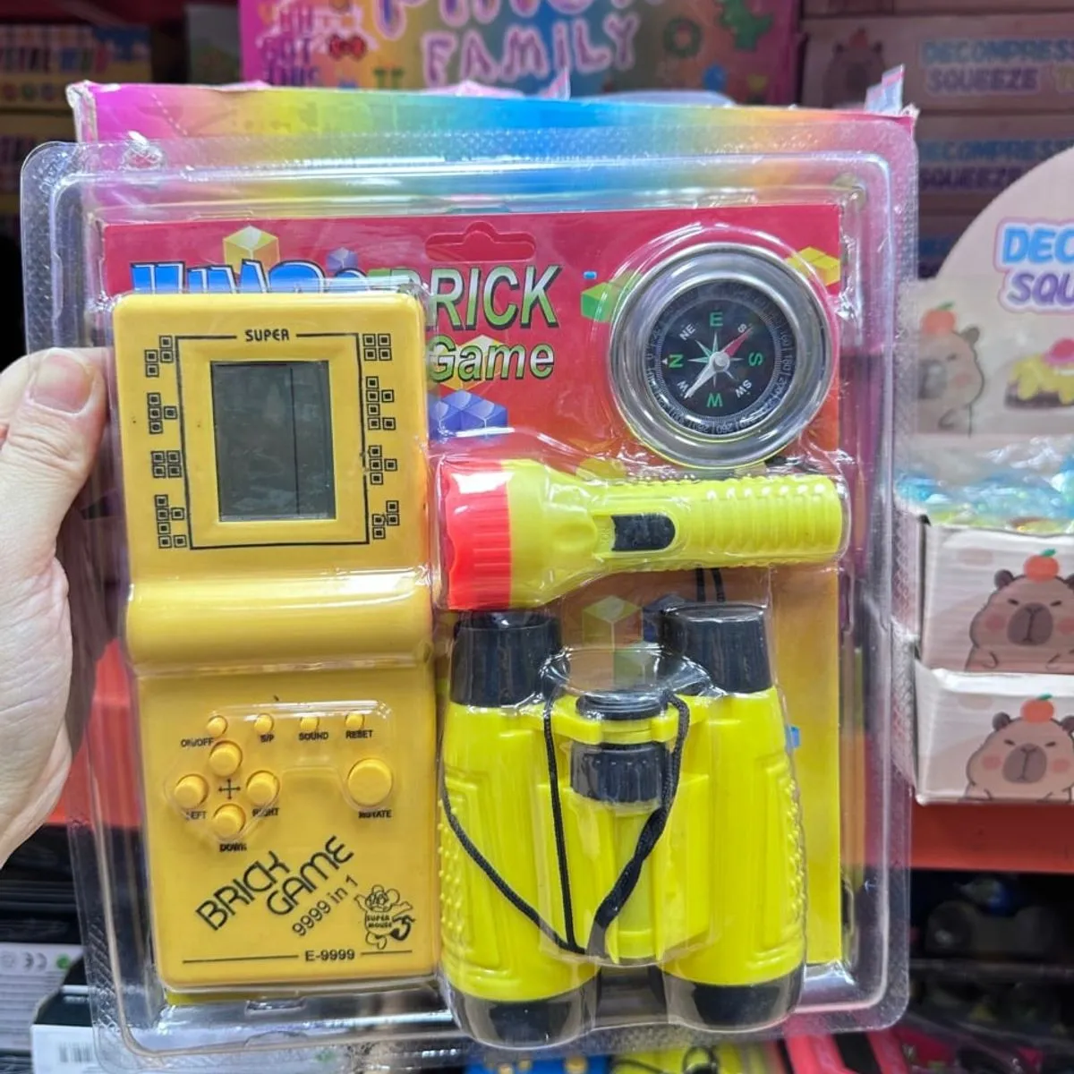 Zestaw Brick Game 9999 in 1 z latarką, lornetką i kompasem