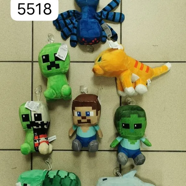 Maskotki pluszowe Minecraft różne postacie z przyssawką