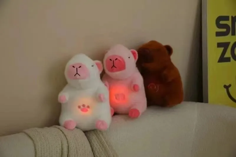 Maskotka Szumiąca z Podświetleniem LED Pluszowa Capybara 3 kolory