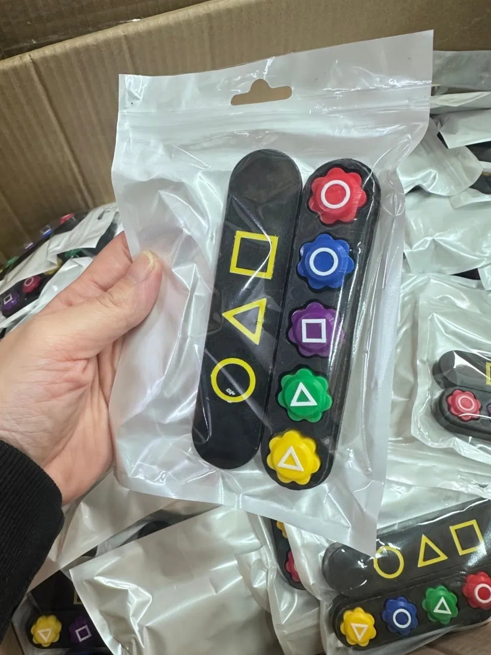 Zabawka Gongi Squid Game 2 - Figurki z Symbolami i Przyciskami