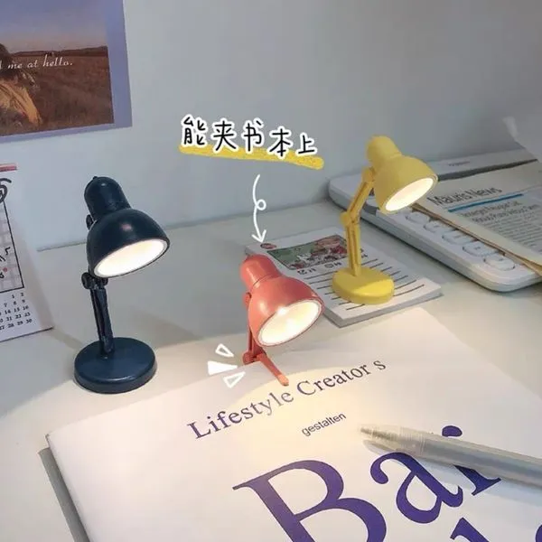 Mini Lampka LED do książek z klipsem, ruchome ramię, mix kolorów
