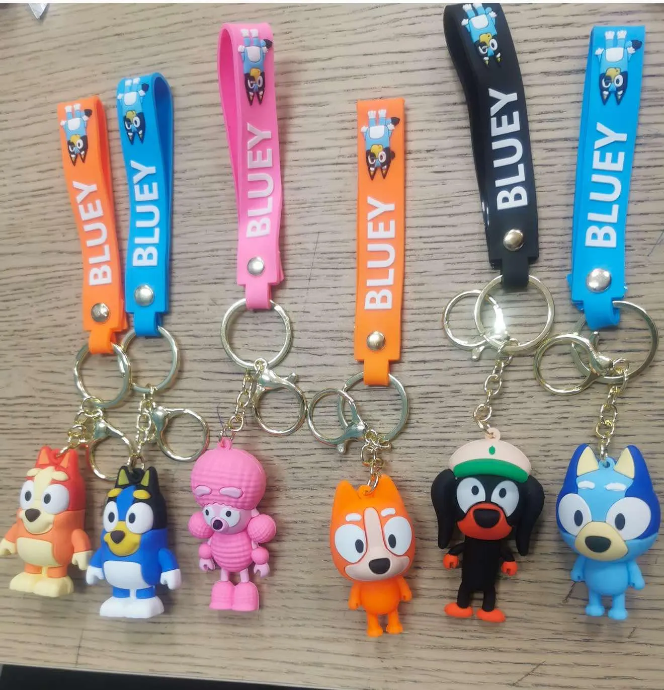 Brelok do Kluczy Figurka Bluey Silikonowy Pasek 24 szt.
