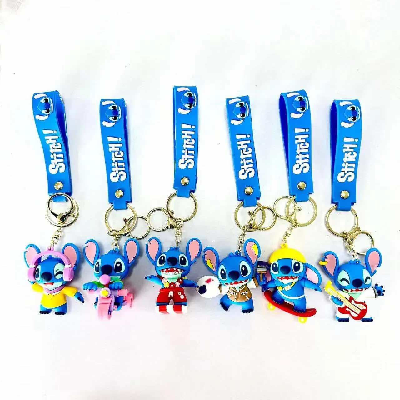 Brelok do Kluczy Stitch Silikonowy z Paskiem Mix Wzorów 24szt