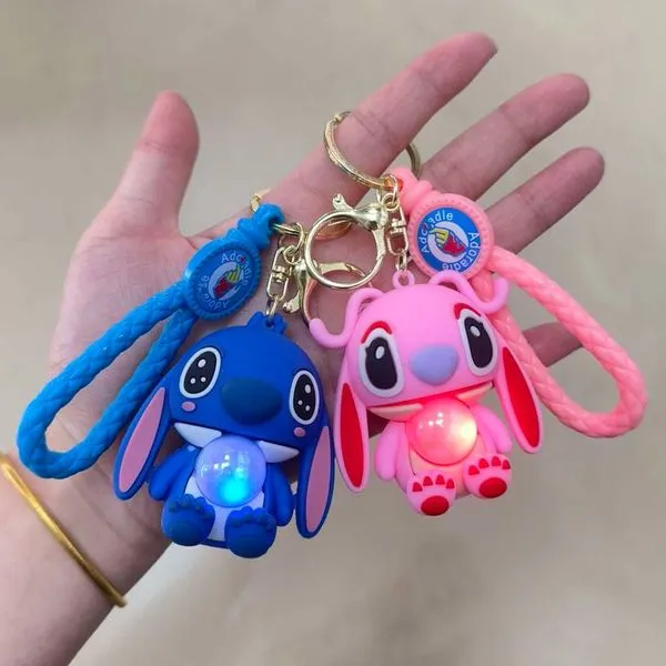 Brelok do kluczy Stitch i Angel LED świecący silikonowy 24 szt.