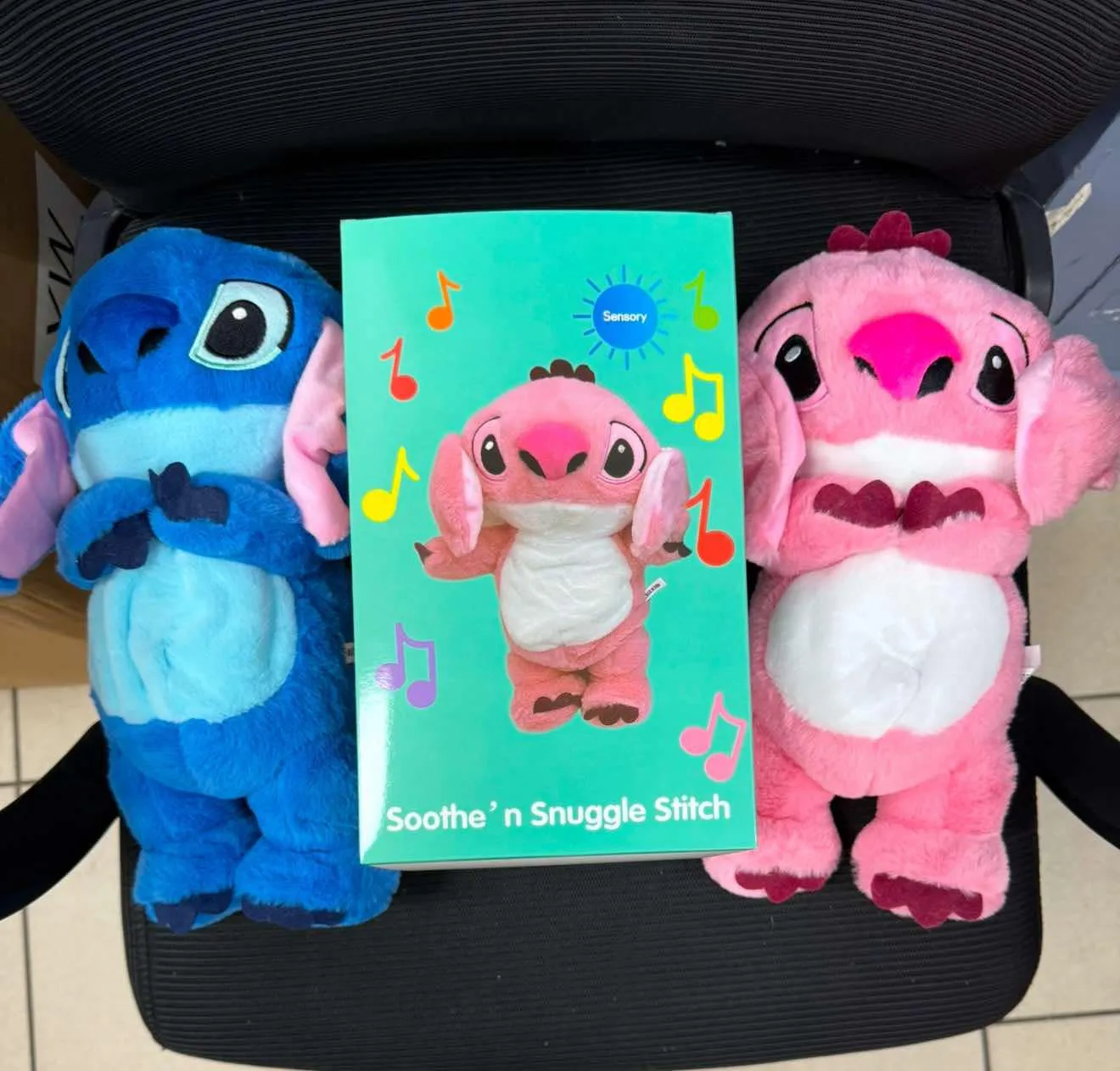 Śpiewająca Maskotka Stitch Soothe 'n Snuggle Sensoryczna Mix