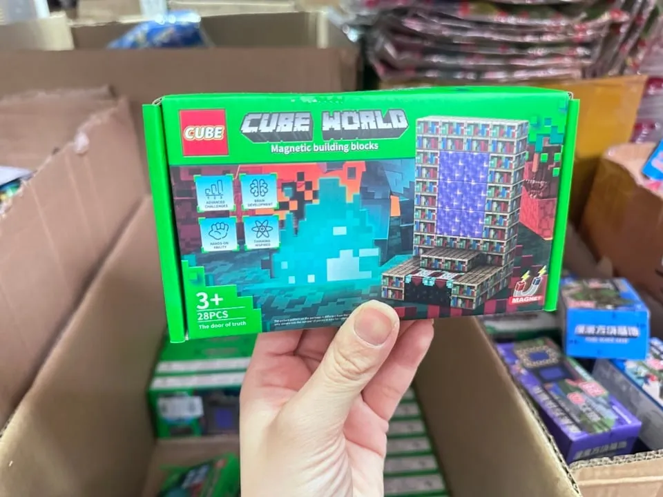 Klocki Magnetyczne Cube World 28PCS - Zestaw Pixel World