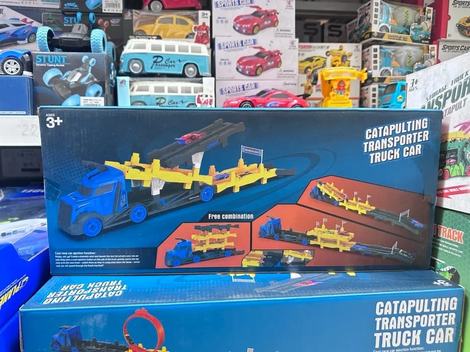 Ciężarówka Transporter z Wyrzutnią Catapulting Transporter Truck