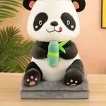 Maskotka na Kocyk - Panda z bambusem i szarym kocem