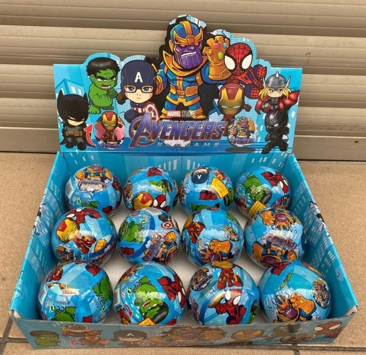 Kula Niespodzianka Figurki Avengers Marvel 12 szt. Display