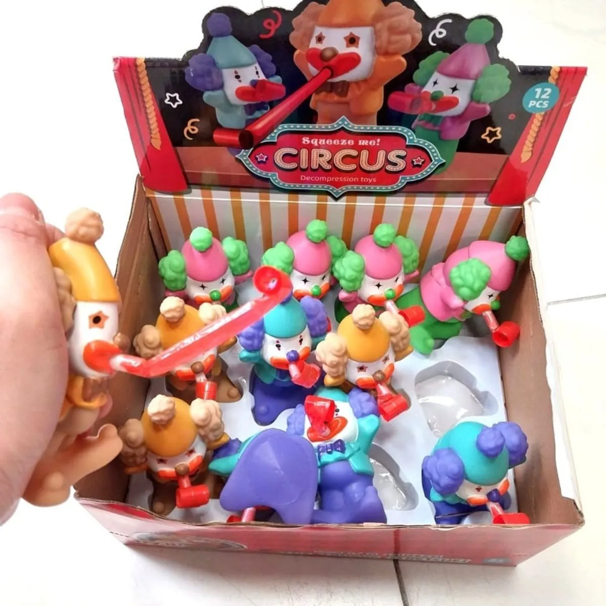 Zabawka Squeeze Me Circus Gniotek Klaun z Trąbką 12szt