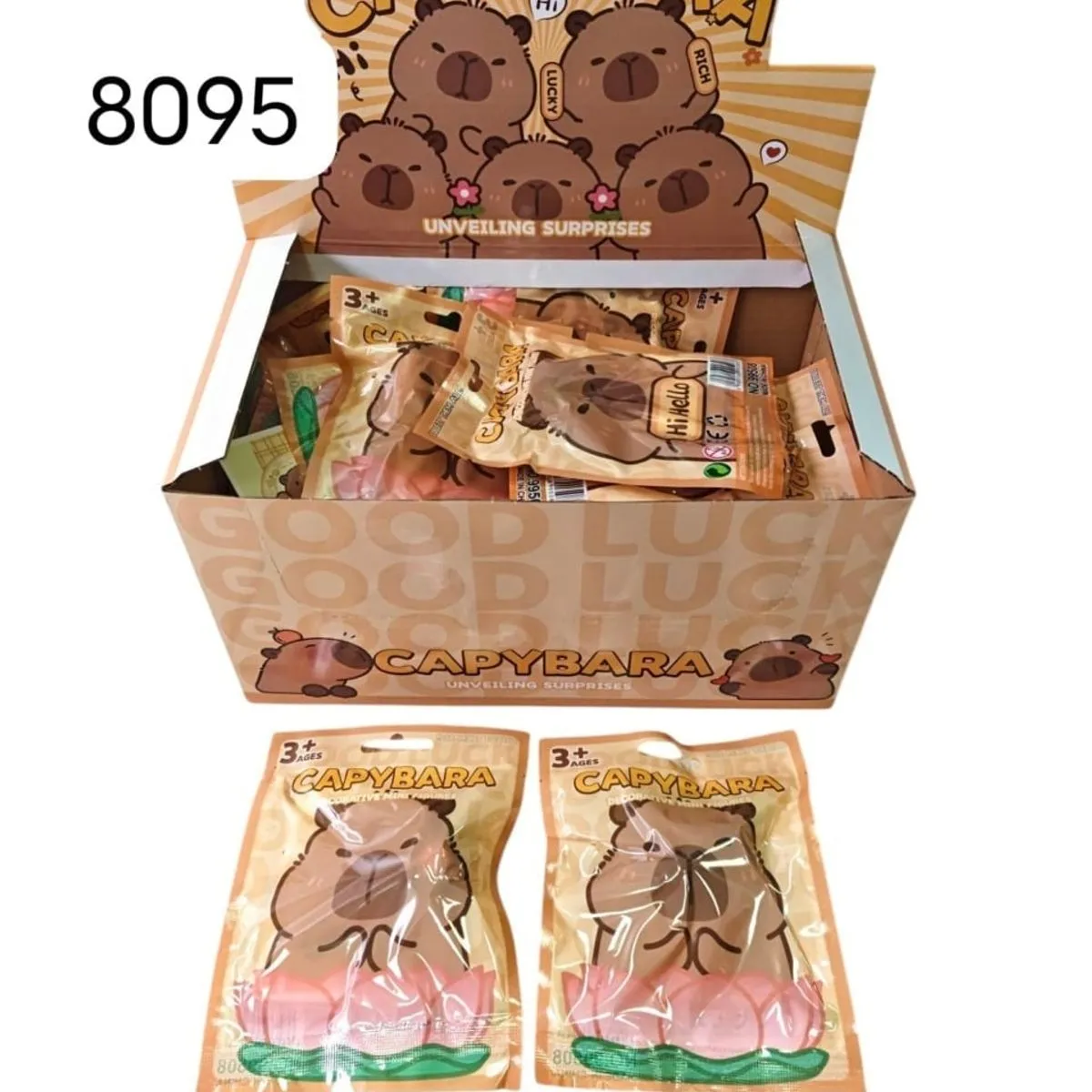 Saszetki Capybara Kapibara Figurki Niespodzianki 24 szt.
