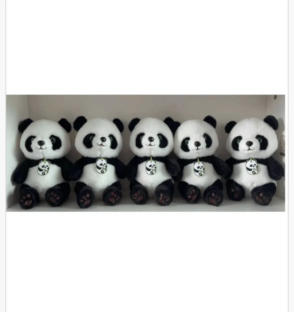 Maskotka Pluszowa Panda 23cm z Wisiorkiem - Czarno-Biała