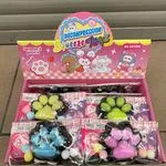 Zabawki Squeeze Toys Łapka Gniotek z Światłem Antystresowy 16 szt