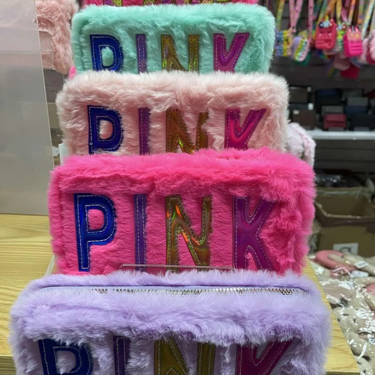 Mini Portfel Pluszowy Futrzany z Kreskówek Mix Kolorów PINK