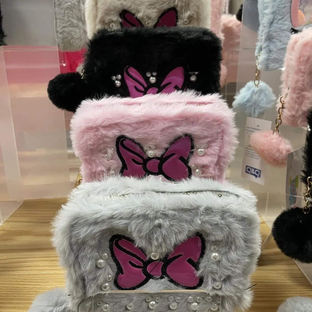 Mini Portfel Pluszowy z Kreskówkowymi Kokardami 12szt