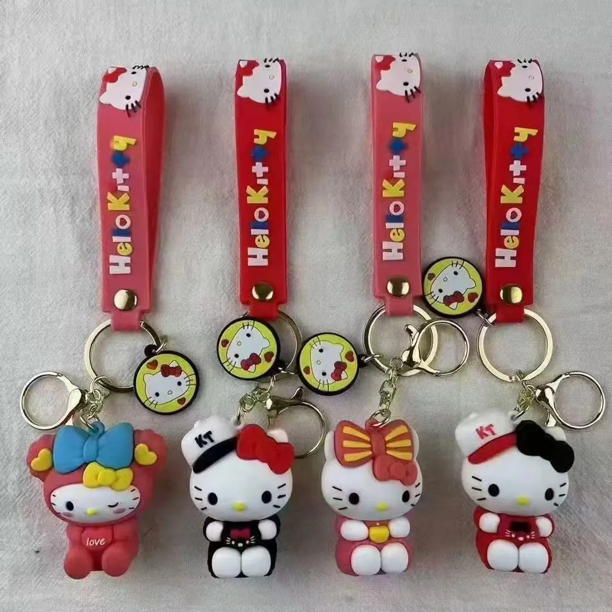 Brelok do Kluczy Hello Kitty 3D z Paskiem Silikonowym - Mix Wzorów
