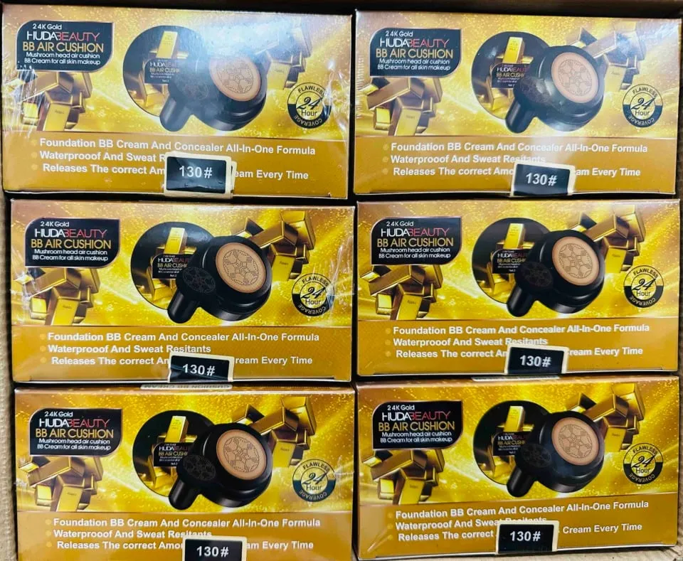 BB Cream HUDABEAUTY 24K Gold Air Cushion z aplikatorem Mushroom Head