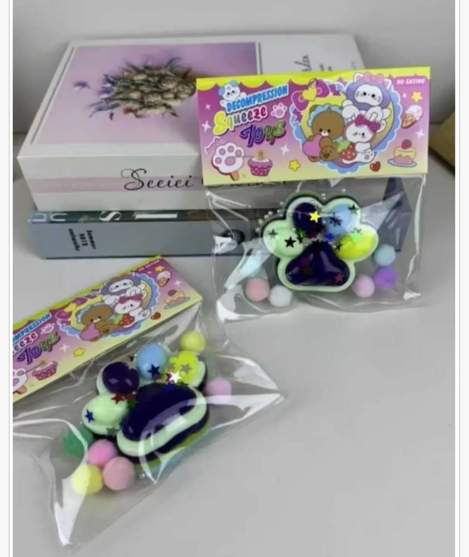 Zabawka Squeeze Toys Gniotek Łapka Kota z Brokatem 12 szt.