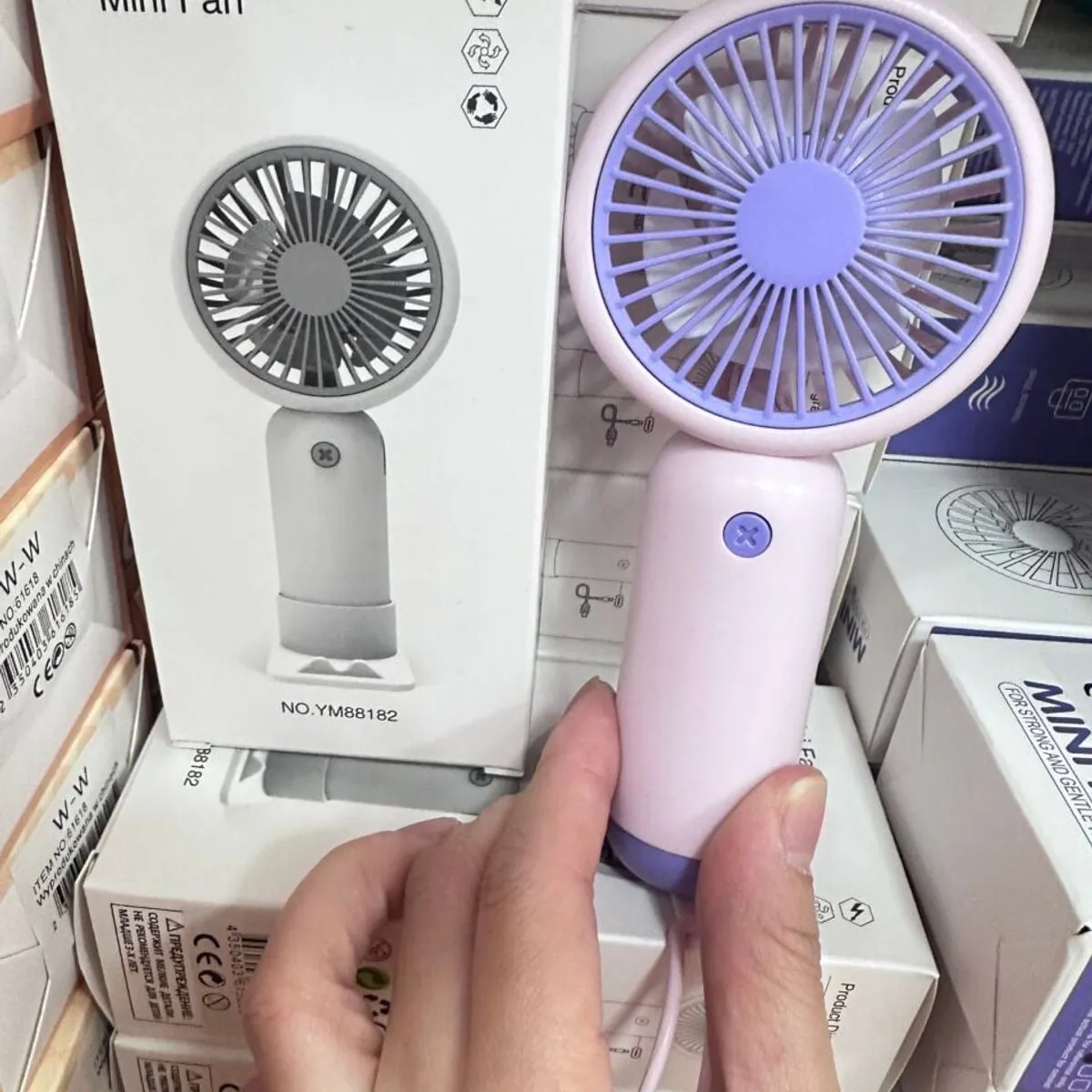 Zabawka Mini Fan - Przenośny Wentylator Ręczny USB, Fioletowy