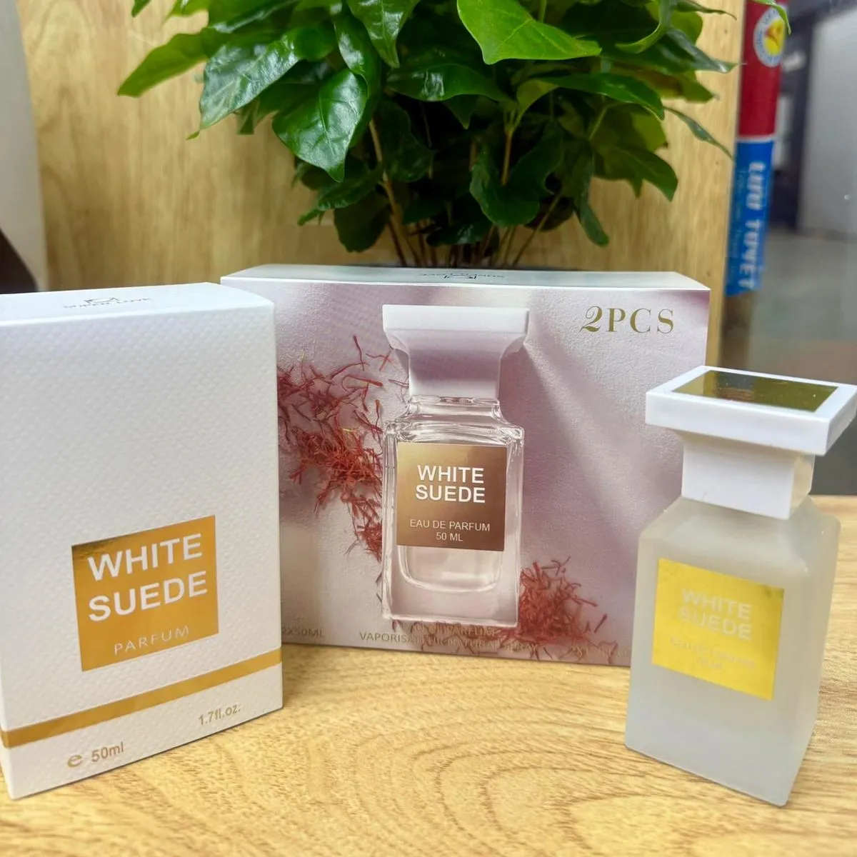 Zestaw Perfum White Suede 2x50ml
