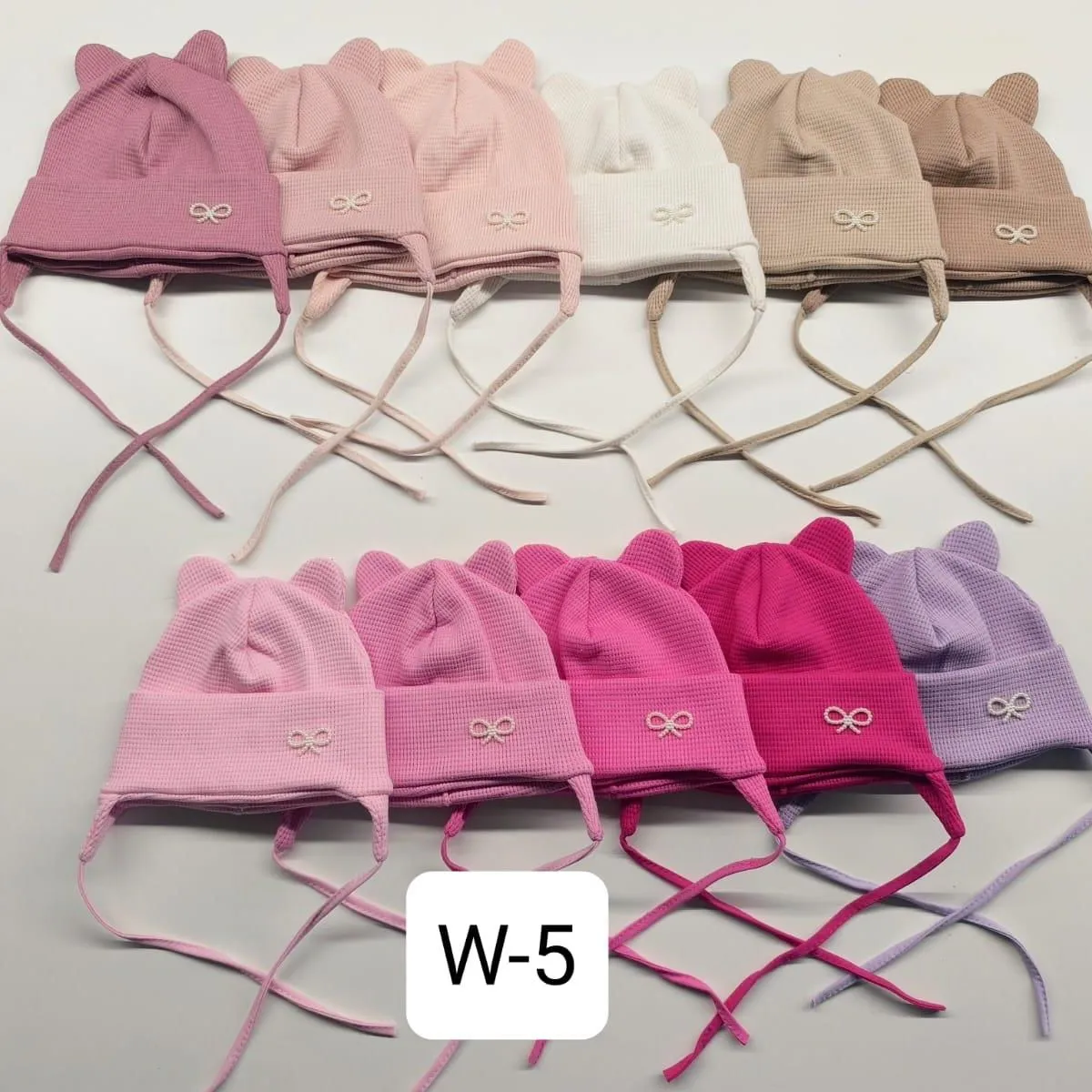 Czapki dziecięce uszate W-5, multikolor