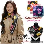 Chusty damskie kwieciste 70cm x 70cm 30% silk